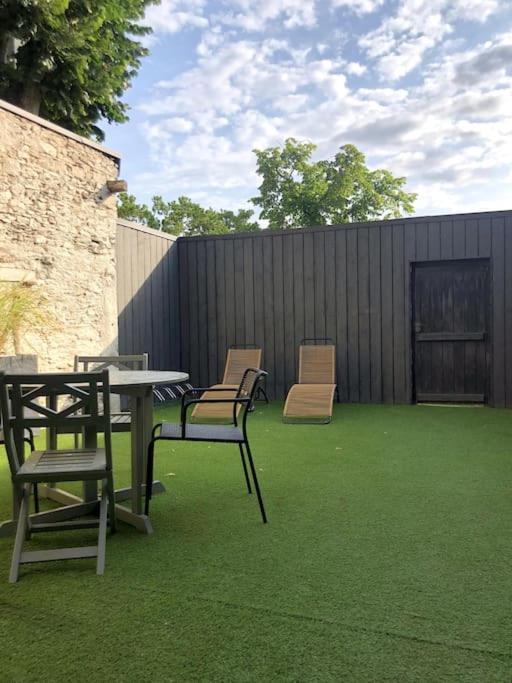 Le 20 La Loire Maison De Bord De Loire Chalonnes-sur-Loire Εξωτερικό φωτογραφία